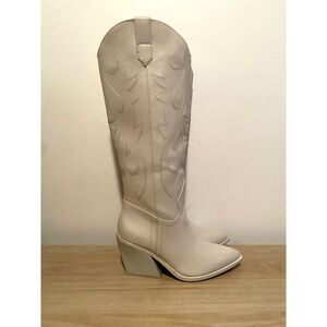 Madden Girl Tall Western Boots Women’s 7.5 Beige Block Heel Cowboy Boots